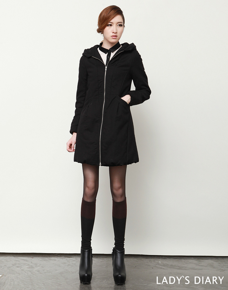 女性日记 2012秋冬季女装连帽收腰休闲时尚中