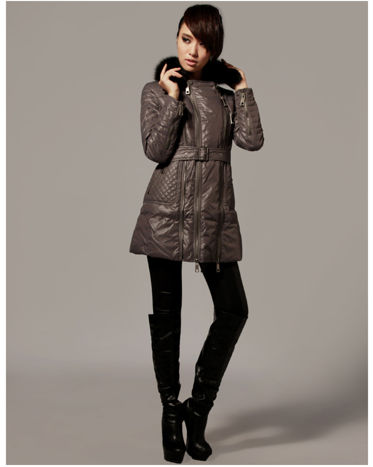 金羽杰JOSSYJO 2012冬季新款 狐狸毛领 女士