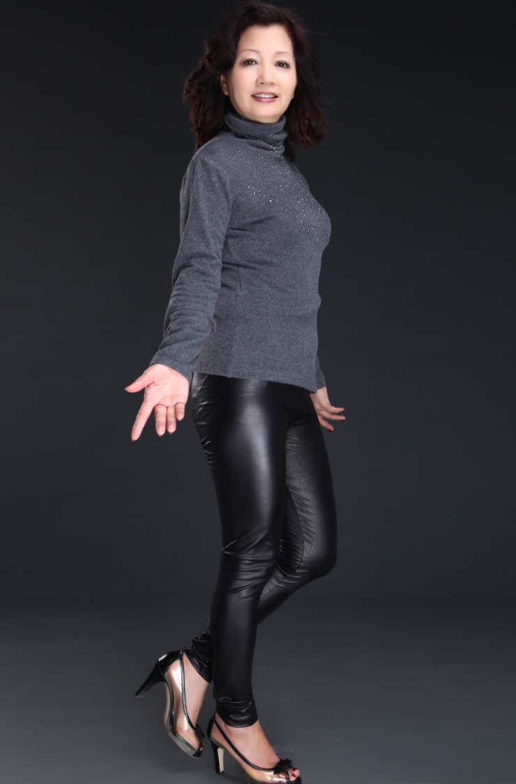 乐卡索 2012秋冬款翻领亮片长袖T恤中老年时