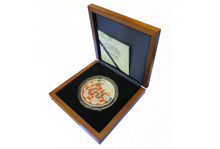 金币总公司 2012龙年生肖圆形彩色纪念币 5盎