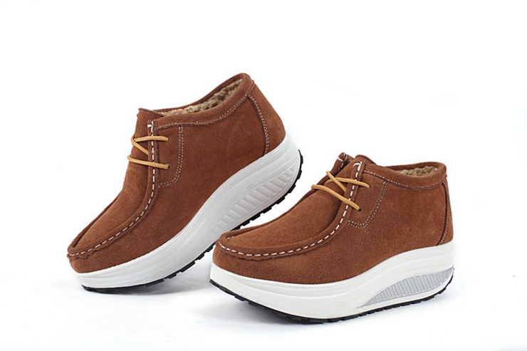 米兰奥2012新品厚底坡跟摇摇鞋子 女靴懒人必