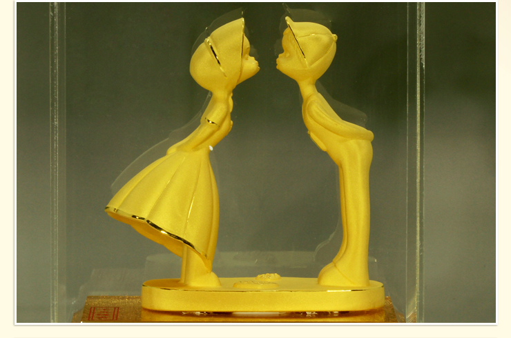 海纳金 千足金摆件 心心相印 爱情摆件 情侣浪漫