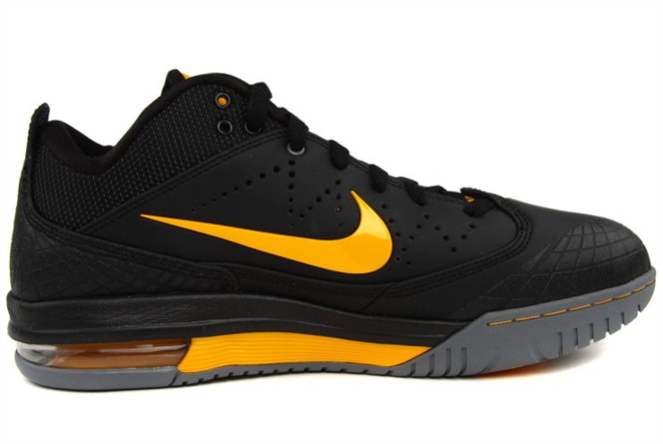 NIKE 耐克 詹姆斯 AMBASSADOR 使节4篮球鞋