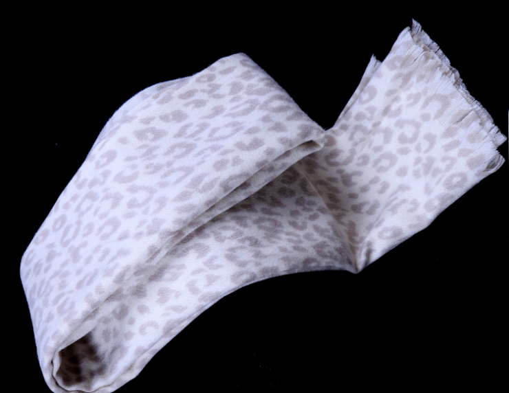 凯米尔酷 2012秋冬女教师节礼品 性感豹纹 羊毛