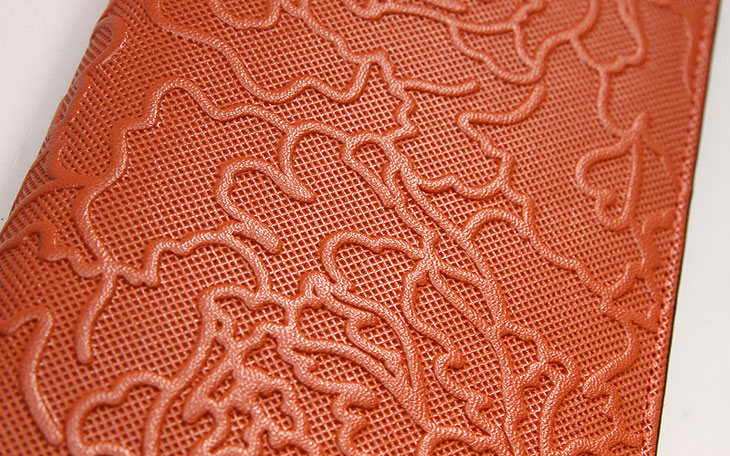 啄木鸟TUCANO牛皮甜美成熟独特编织刻花大