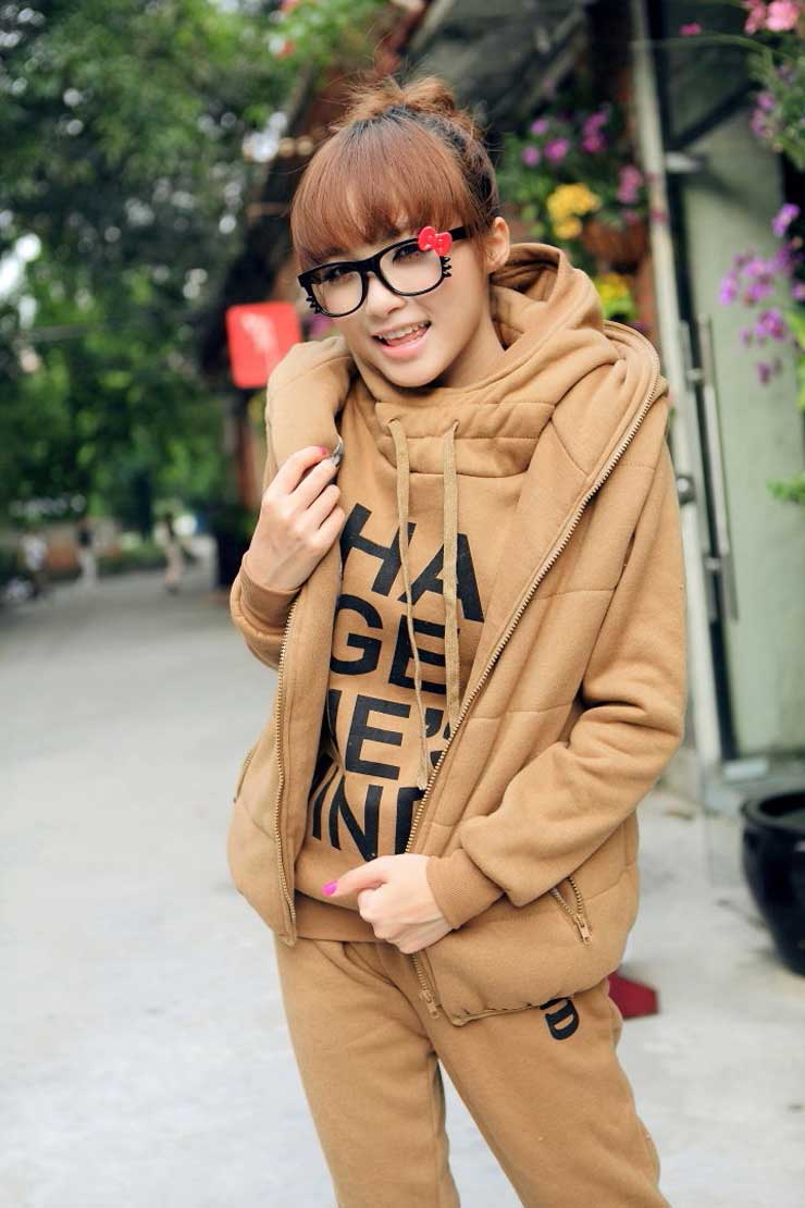 沫雅依格 韩版秋冬新款女卫衣字母加厚大码抓