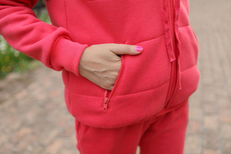 沫雅依格 韩版秋冬新款女卫衣字母加厚大码抓