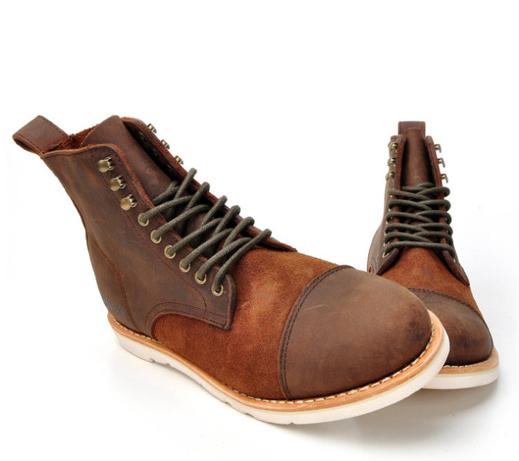迪凯伦 英伦风系带头层牛皮工装休闲鞋 D1101