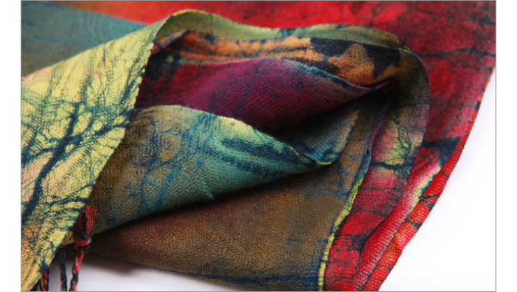 香远溢清秋冬新款复古民族风蜡染围巾披肩时尚