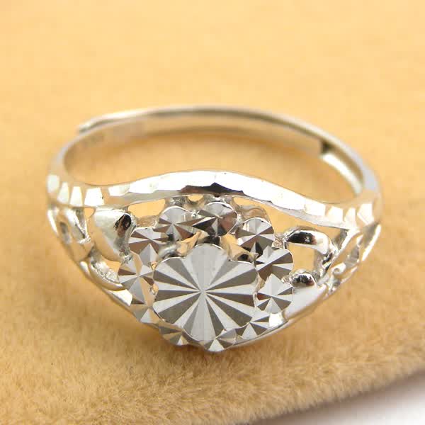 六福典雅珠宝 PT950<em>铂金戒指</em> 白金结婚戒指 铂