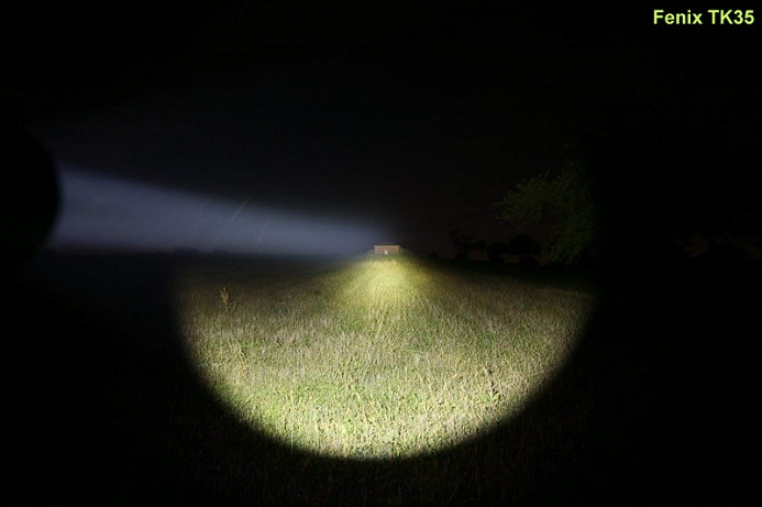 尼克斯FENIX TK35 U2 强光手电筒 860流明 29