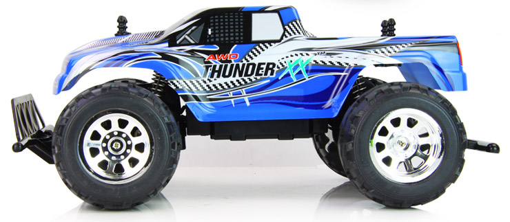 信强 超大充电高速漂移遥控四驱车越野车 遥控