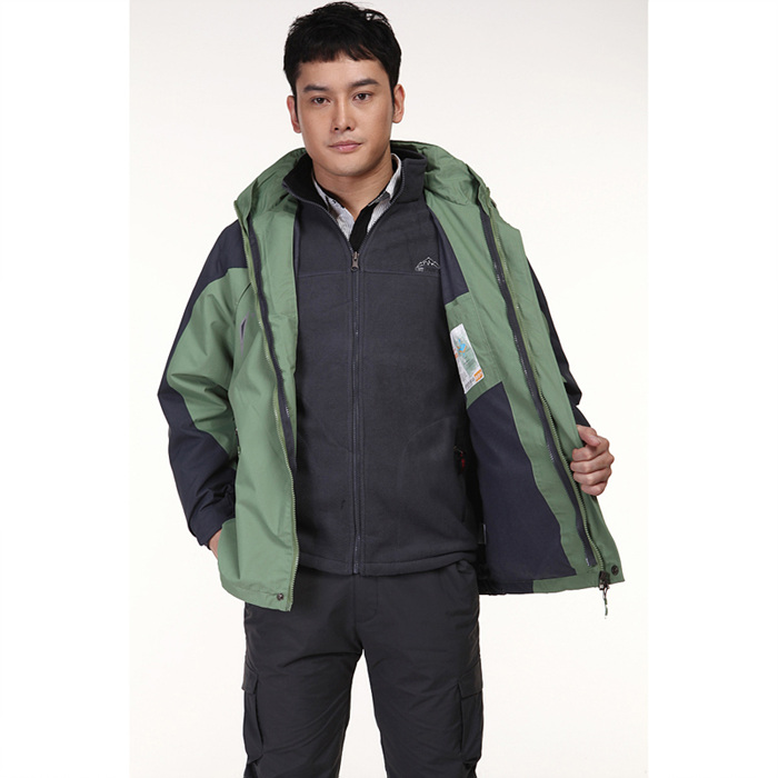 超斯特男士冲锋衣两件套防寒服10980浅绿\/深