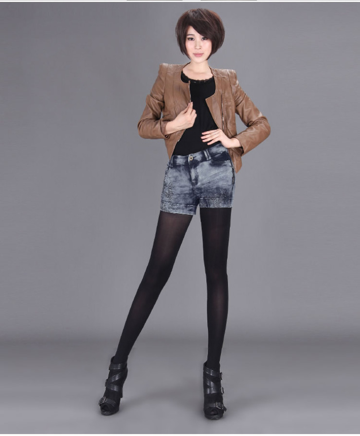 YERAD娅丽达女裤 <em>2012秋款</em>女裤 <em>牛仔</em>裤 <em>短裤</em>