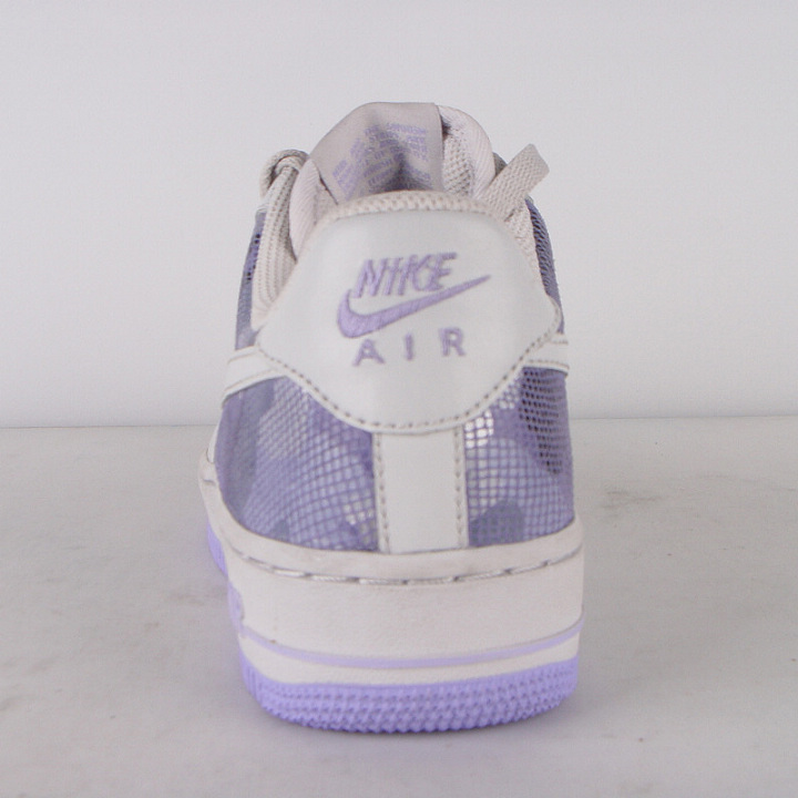 耐克Nike360 女款复古鞋 AIR FORCE 1 07 LE