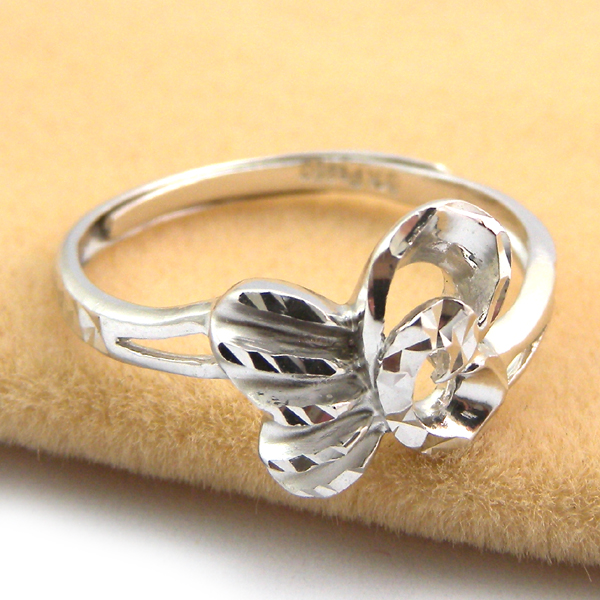 金太福钻石 PT950铂金戒指 蝴蝶 女士戒指 女款