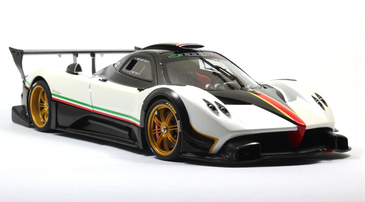 帕加尼宗塔R 汽车模型 autoart 78262 ZONDA 