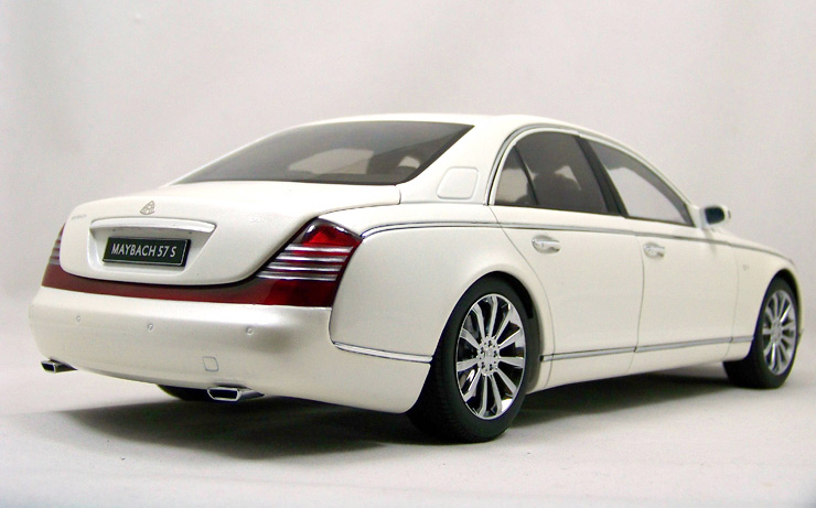 奔驰迈巴赫57s 白色 豪华轿车模型 autoart 76158 maybach57s