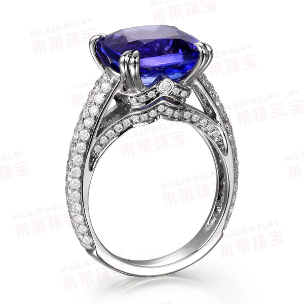 米莱 芭莎珠宝推荐款式\/6.53克拉天然坦桑石戒