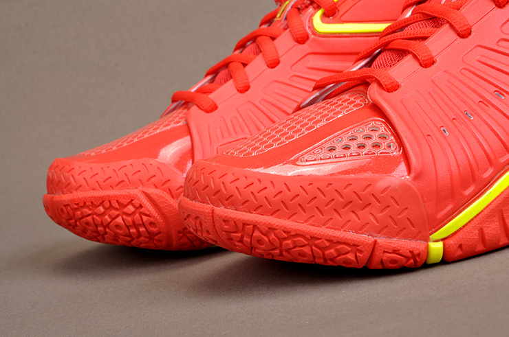 李宁羽毛球鞋 男林丹汤尤杯战靴 李宁范 灵敏战