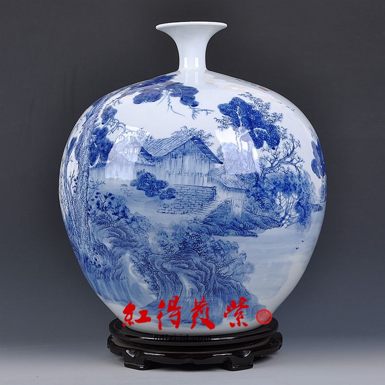 
                                        红得发紫 景德镇陶瓷器 家居客厅时尚摆件 青花瓷手绘山水画花瓶 冬瓜瓶                