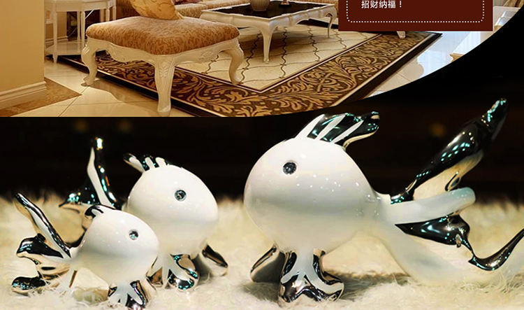 
                                        美居美艺 陶瓷 现代简约家居装饰品摆件电镀鱼工艺品礼品 新家摆设乔迁新房新婚礼物 三只套装                