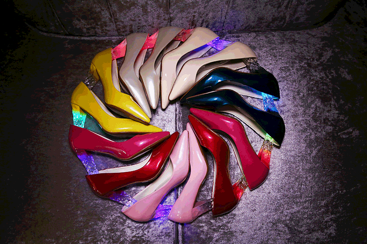 时尚女鞋 高跟鞋 彩柒妮 彩柒妮七彩闪光鞋 开闪灯是夜店鞋 平时优雅