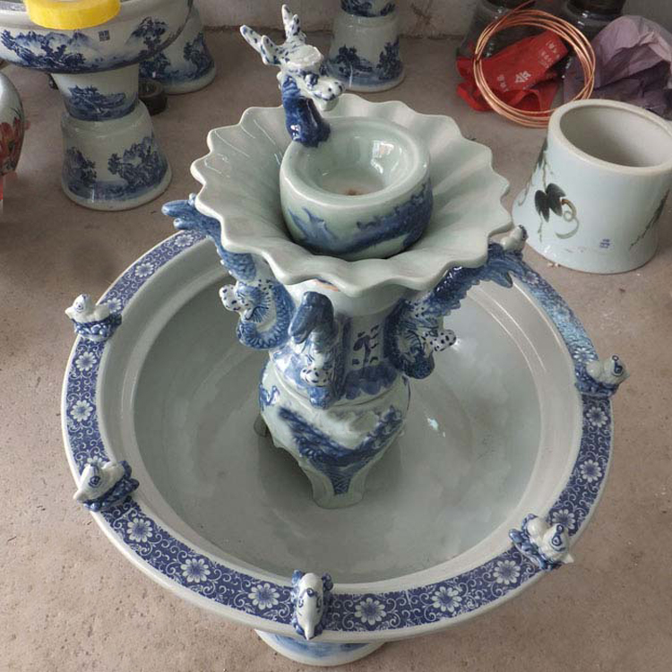 
                                        欧凯隆景德镇陶瓷鱼缸 大号青花山水九龙八鲤 喷泉 加湿器喷水缸 带脚缸 青花喷水鱼缸                
