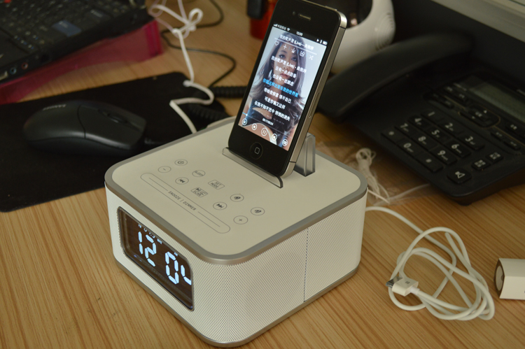 vtrek S1蓝牙音箱收音机床头闹钟苹果三星手机