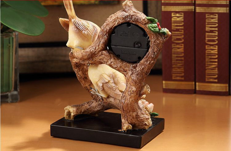 
                                        豪斯特丽 摆件小鸟钟表工艺品 书房装饰品 装饰摆件 喜鹊                