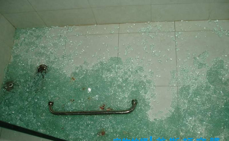 
                                                            慧萌 透明防爆膜透明膜家具保护膜建筑安全膜浴室阳光房办公移门玻璃防爆贴膜 透明膜厚4mil 0.7米宽每米价格                