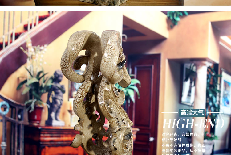 
                                        工艺品 欧式摆件树脂现代创意家居客厅装饰品小摆设 羊头摆件                