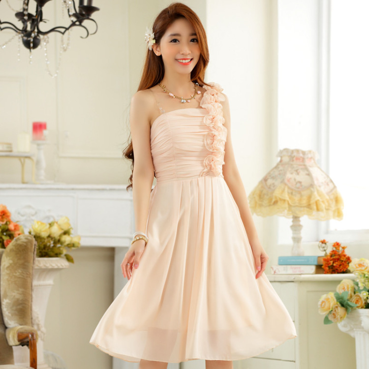 C.o.d. 2015 Summer new stylish atmosphere and sexy marriage quarter sister skirt fungus single shoulder foutune chiffon larger temperament dress dresses champagne color XL Photo, prices, brand platters! The elections are supplied in the national character of distribution, so action, buy now enjoy more preferential! As soon as possible.