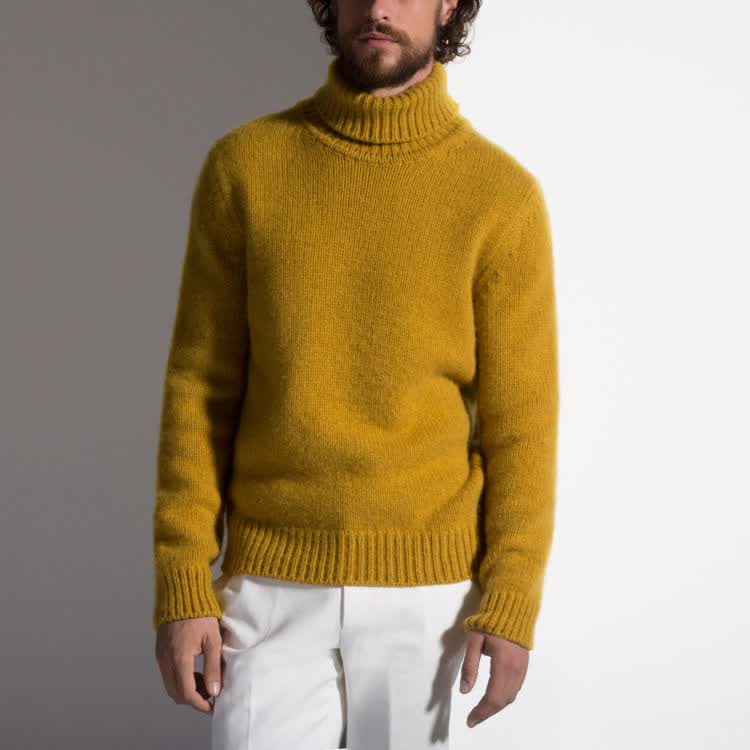 the retro mood of aw15 with this luxuriously soft cashmere polo