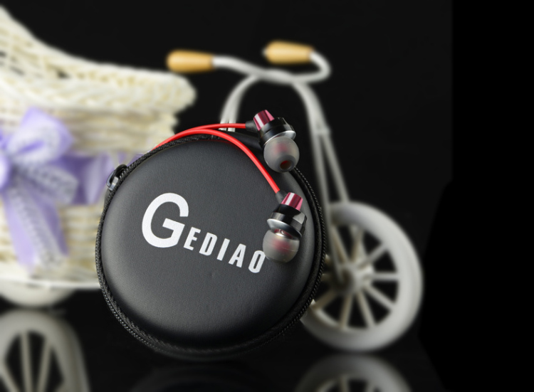 入耳式耳机带麦通用性价比 电脑手机通用耳机