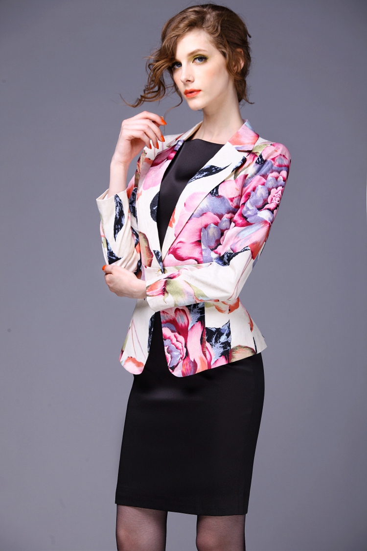 帕蒂卡  2015秋季新款女装短外套七分袖百搭修身印花大码品牌西服女 紫色8116 4XL