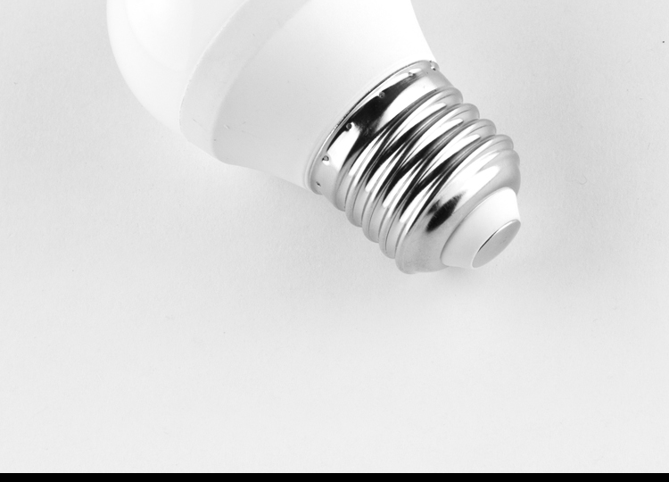 
                                        明锐LED灯泡4W E27大螺口接口球泡灯照明光源 暖白光3000K                