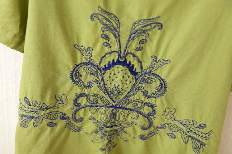 00 珂蕾娜 2014 夏 女装百搭美女图案印花圆领短袖t恤 4007 绿色头像