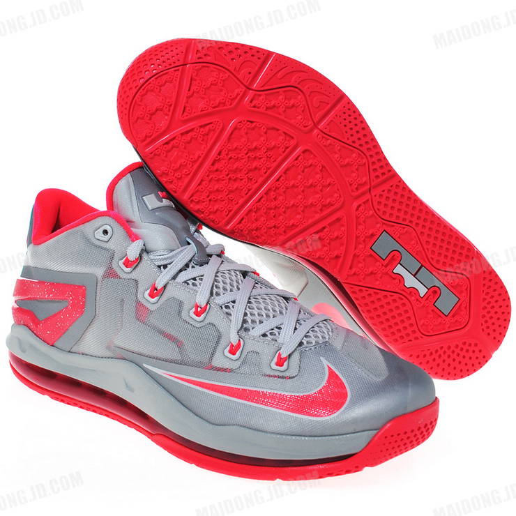 耐克NIKE MAX LEBRON XI LOW 詹姆斯11代低