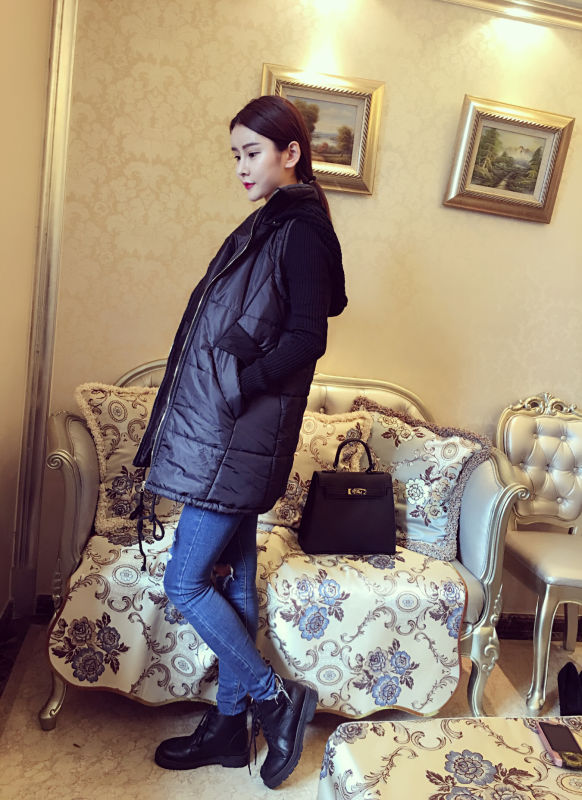 云拉拉 秋冬装宽松中长款保暖棉衣马甲女无袖保暖连帽棉服外套 黑色 L