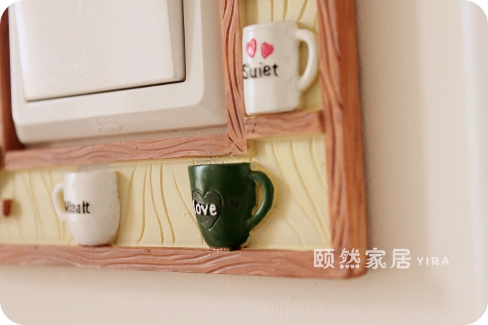 
                                        两件包邮-颐然（YIRA） 环保手工创意开关套 插座贴 开关保护贴套 田园欧式树脂 开关贴-造型款 KG009 树脂开关套（内径8.6*8.6cm）                