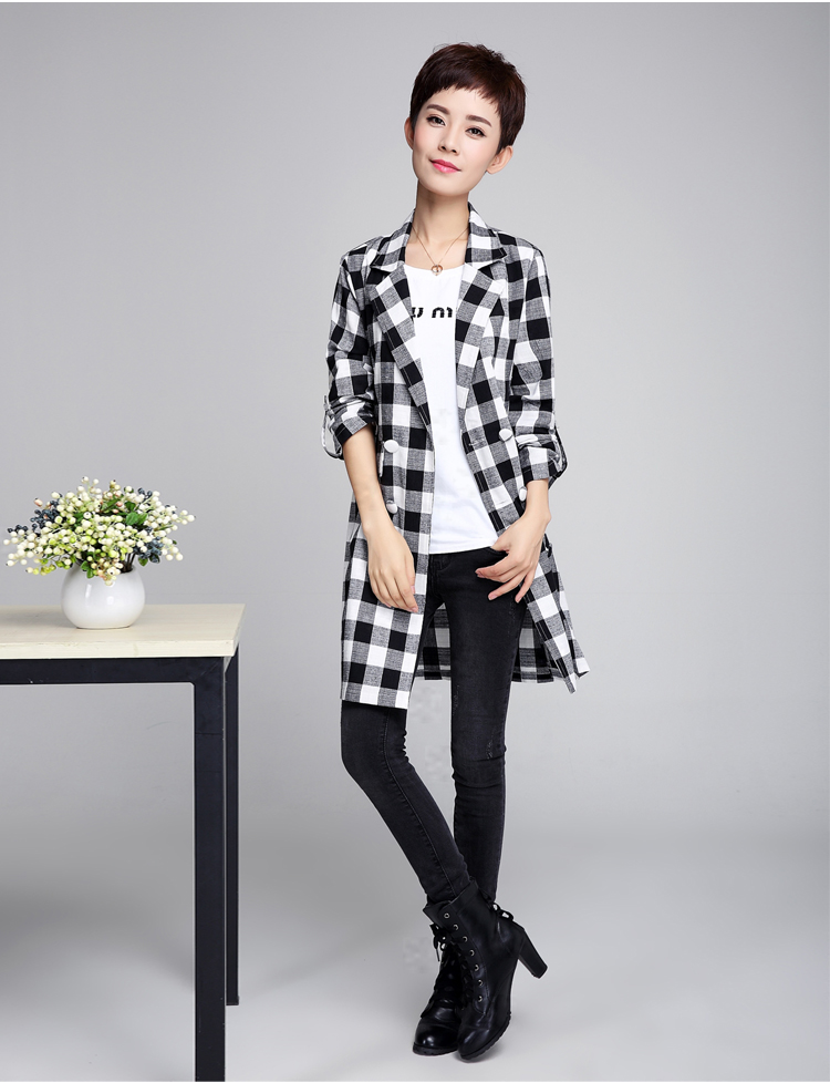依倍林2015秋装新款女装长款长袖双排扣翻领黑白格子大码风衣中老年妈妈装外套271 黑白格 M