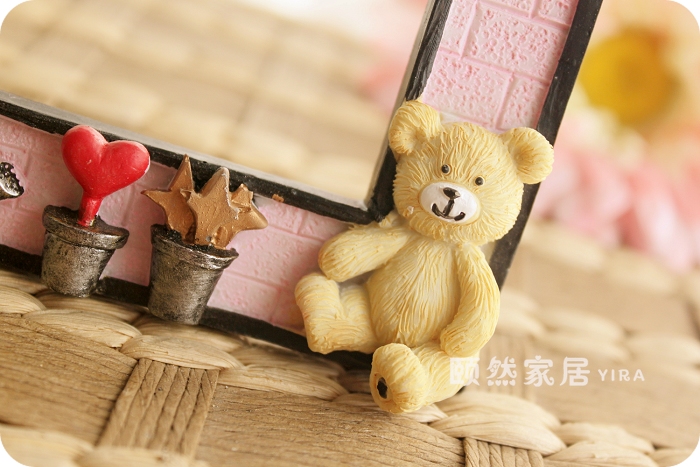 
                                        两件包邮-颐然（YIRA） 环保手工创意开关套 插座贴 开关保护贴套 田园欧式树脂 开关贴-造型款 KG009 树脂开关套（内径8.6*8.6cm）                