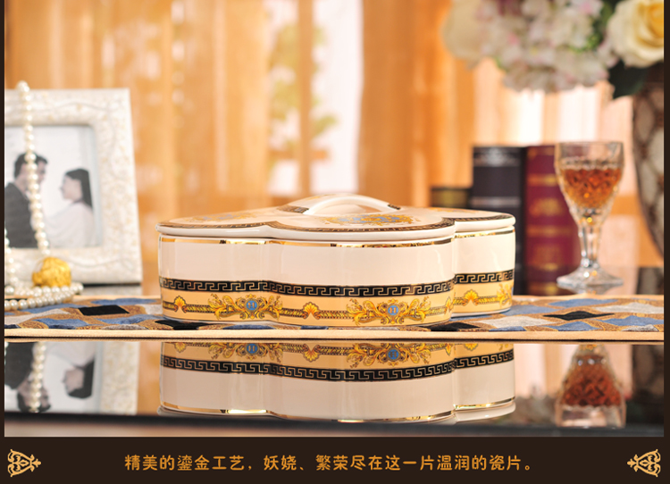 
                                        糖果盒干果盒分格盒范思哲欧式陶瓷创意干果盒分格带盖创意糖果盒水果盘零食盒                