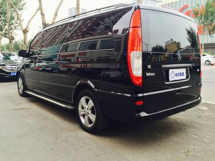 【易车二手车】福建奔驰威霆 沈阳 1元帮买 14款 3.0l 商务版