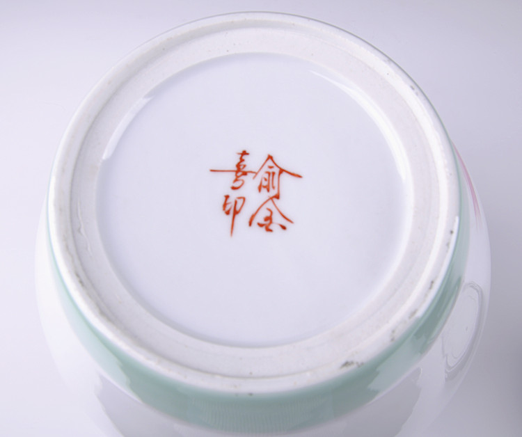 
                                                                                一米丫丫丫 家居时尚摆件 青花瓷粉彩手绘花瓶 景德镇陶瓷器 锦盒装 清风荷韵                