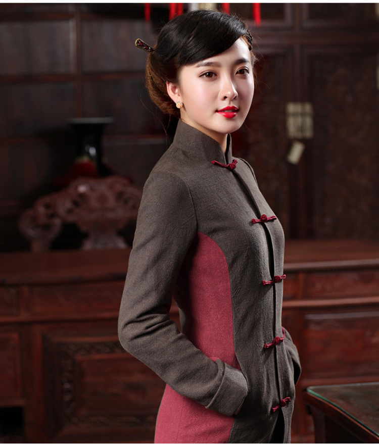 
                                        蝶恋 2018春装两件套装复古盘扣长袖外套大码中长款女士风衣48024 如图 S                