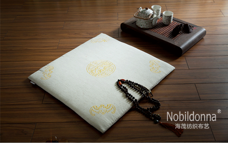 Nobildonna 亚麻刺绣蒲团 禅坐垫  中国传统纹饰 打座垫椅垫 棕黄 60*60*3cm