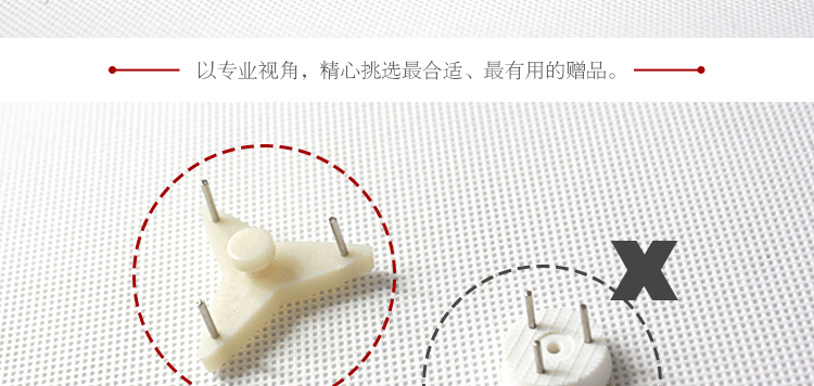 
                                        GeekCook钟国创意 扫码时间二维码创意金属挂钟艺术钟 客厅石英钟 白色                