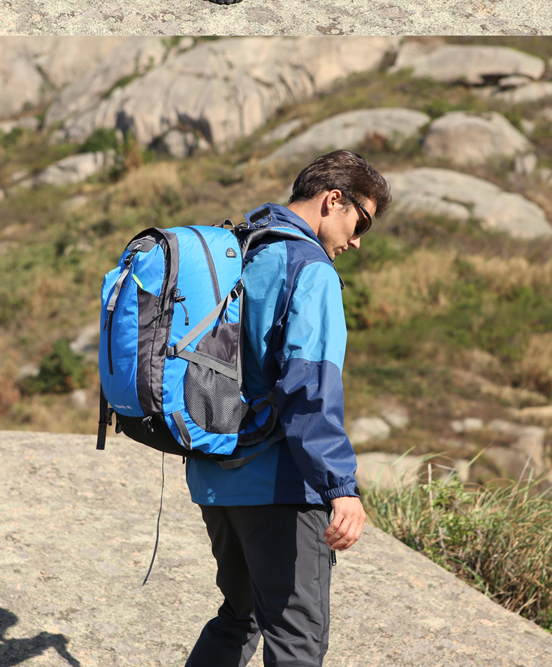 柯瑞普登山包 户外背包45l50l双肩男女旅游徒步骑行旅行包 黑色款 45l